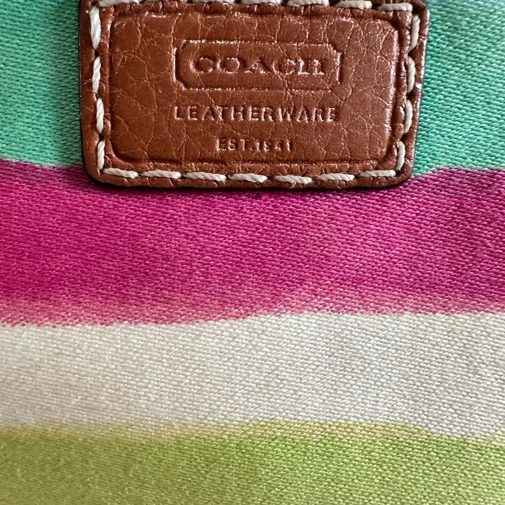 Coach Hampton Watercolor Stripe Wristlet Bag - Multicolor - Picture 4 of 5